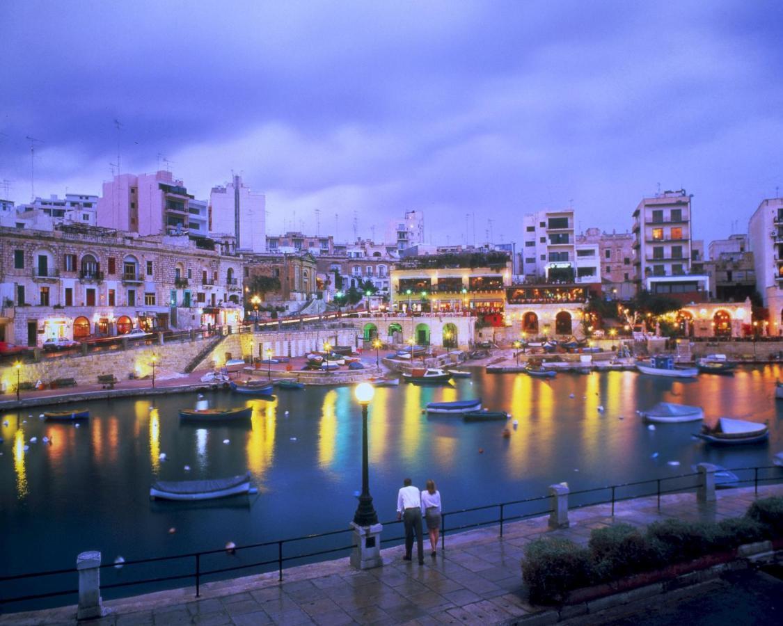 Seafront Lux Inc Pool, Upmarket Area Sliema